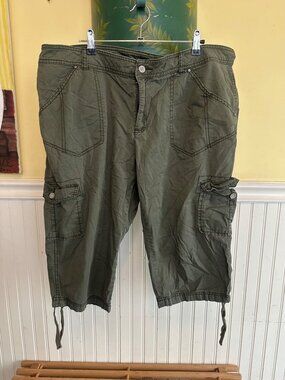 Faded Glory 18 Y2K Olive Green Cargo Shorts With Drawstring Hem